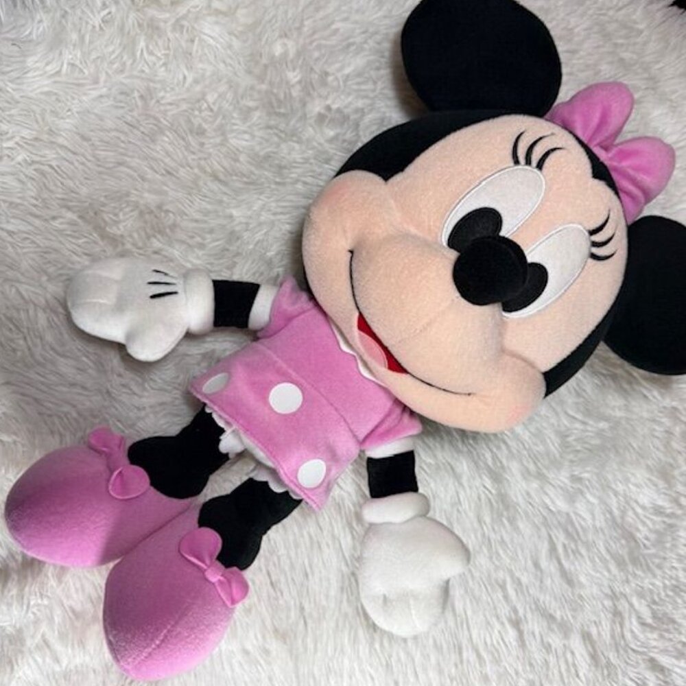 Disney Minnie Mouse Deluxe 19" Stuffed Plush